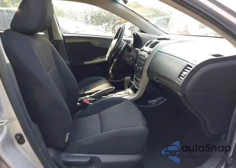 2010 Toyota Corolla S z USA, uszkodzony, nr VIN 1NXBU4EE0AZ315704